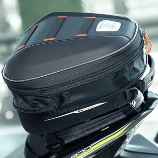 Bolsa De Tanque Givi Tanklock St610 10 Litros Preto + Brinde